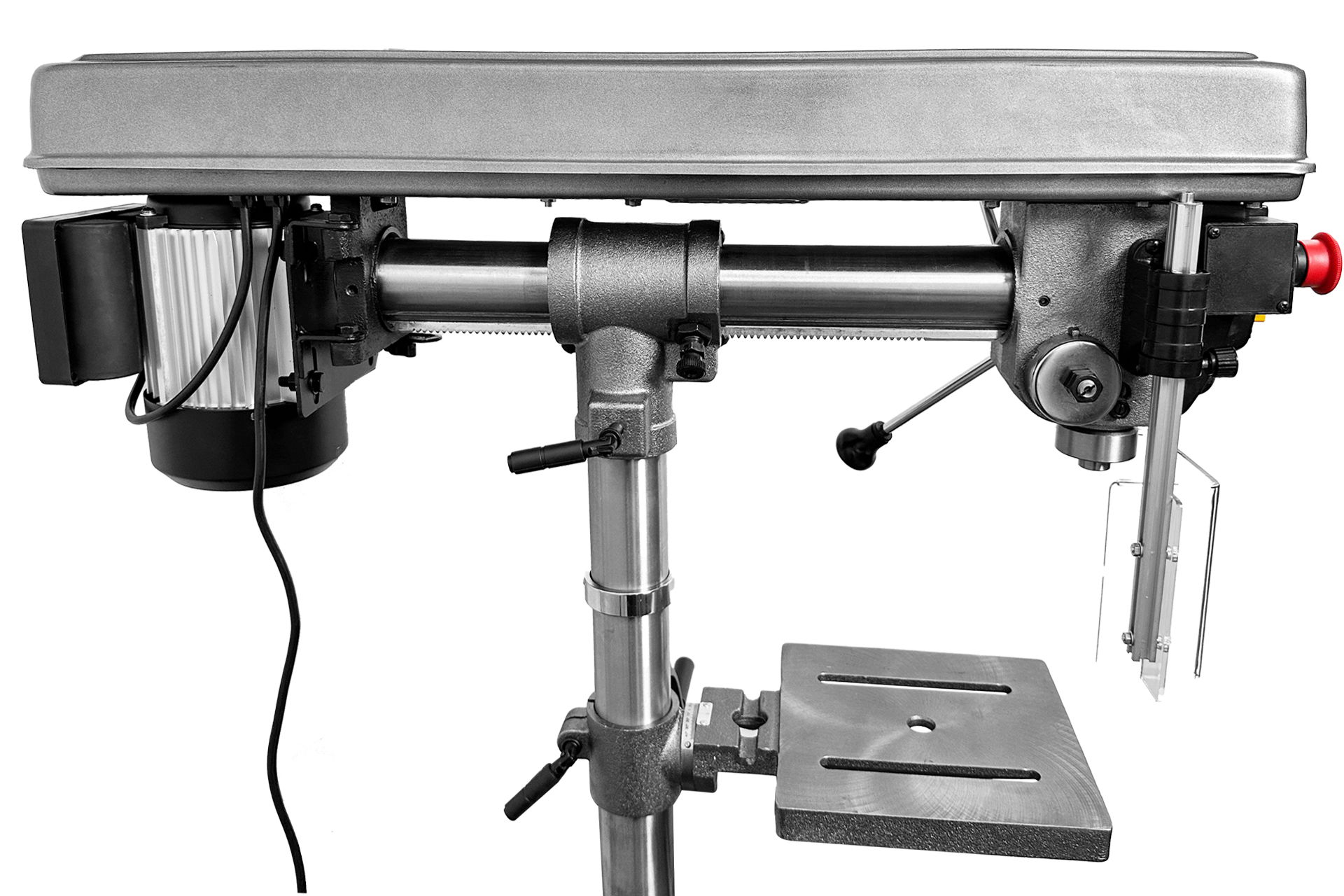 Ansicht einer Radialbohrmaschine RBM6016. Die Maschine hat einen schwenkbaren Bohrkopf, horizontal verstellbar in der Y-Achse. Der Antrieb erfolgt über einen 230V Motor.